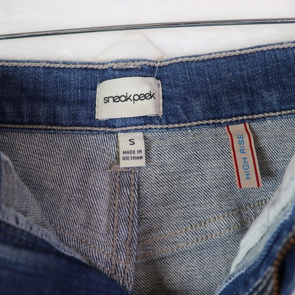 SNEAK PEEK Denim Shorts Distressed High Rise, Size S - Picture 3 of 4
